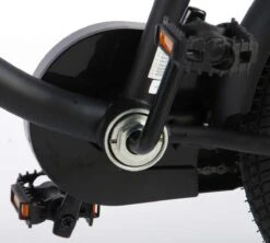 Volare Batman Kinderfiets - Jongens - 16 Inch - Zwart/Blauw - 95% Afgemonteerd -Optimaal Fietsenreeksen Winkel 1200x1078