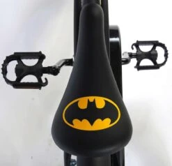 Volare Batman Kinderfiets - Jongens - 16 Inch - Zwart/Blauw - 95% Afgemonteerd -Optimaal Fietsenreeksen Winkel 1200x1158 4