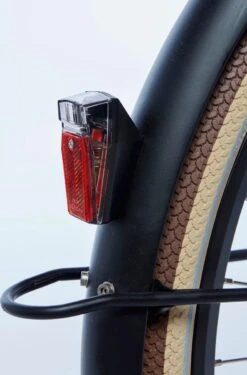 Cortina U4 - Stadsfiets - D50 - Jet Black Matt - R3 17 Cortina U4 - Stadsfiets - D50 - Jet Black Matt - R3 -Optimaal Fietsenreeksen Winkel 790x1200 3