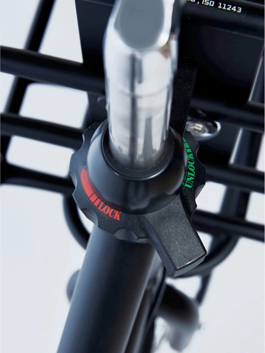 Cortina U4 - Stadsfiets - D50 - Jet Black Matt - R3 13 Cortina U4 - Stadsfiets - D50 - Jet Black Matt - R3 - Afbeelding 12